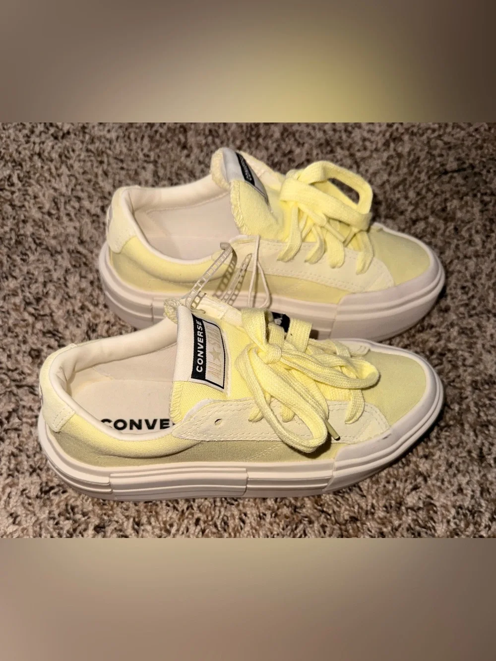 Converse Low Top Sneakers in Light Yellow and White - Picture 6 of 10